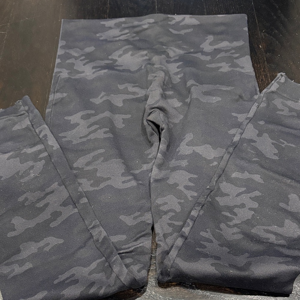 Spanx Camouflage Leggings